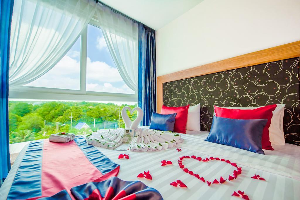 Grand Nai Harn Suites Rawai Zewnętrze zdjęcie