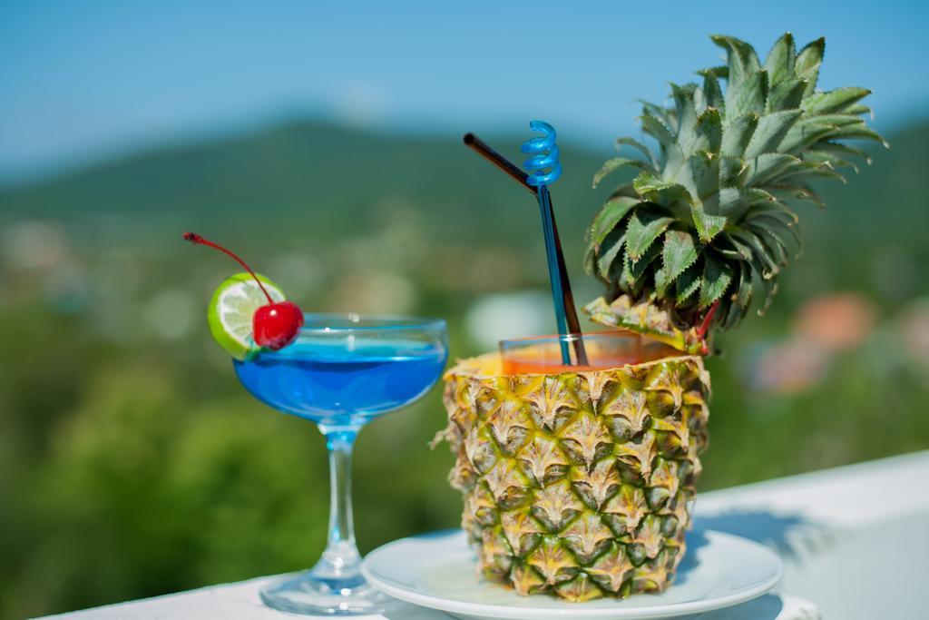 Grand Nai Harn Suites Rawai Zewnętrze zdjęcie