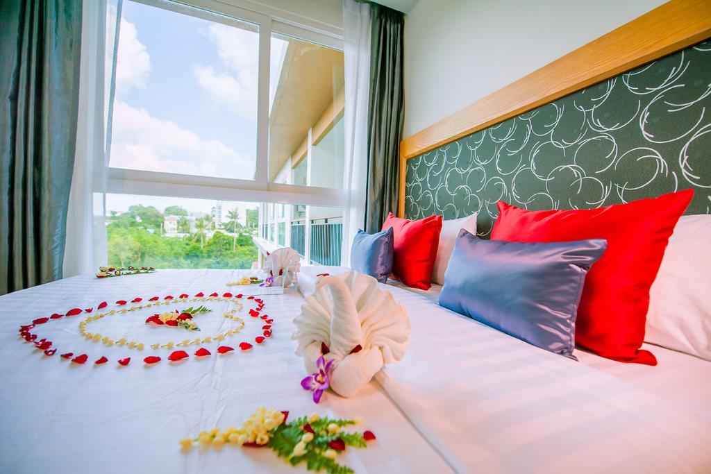 Grand Nai Harn Suites Rawai Zewnętrze zdjęcie